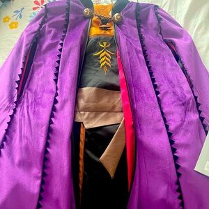 Anna Frozen 2 costume size 9/10 NWT